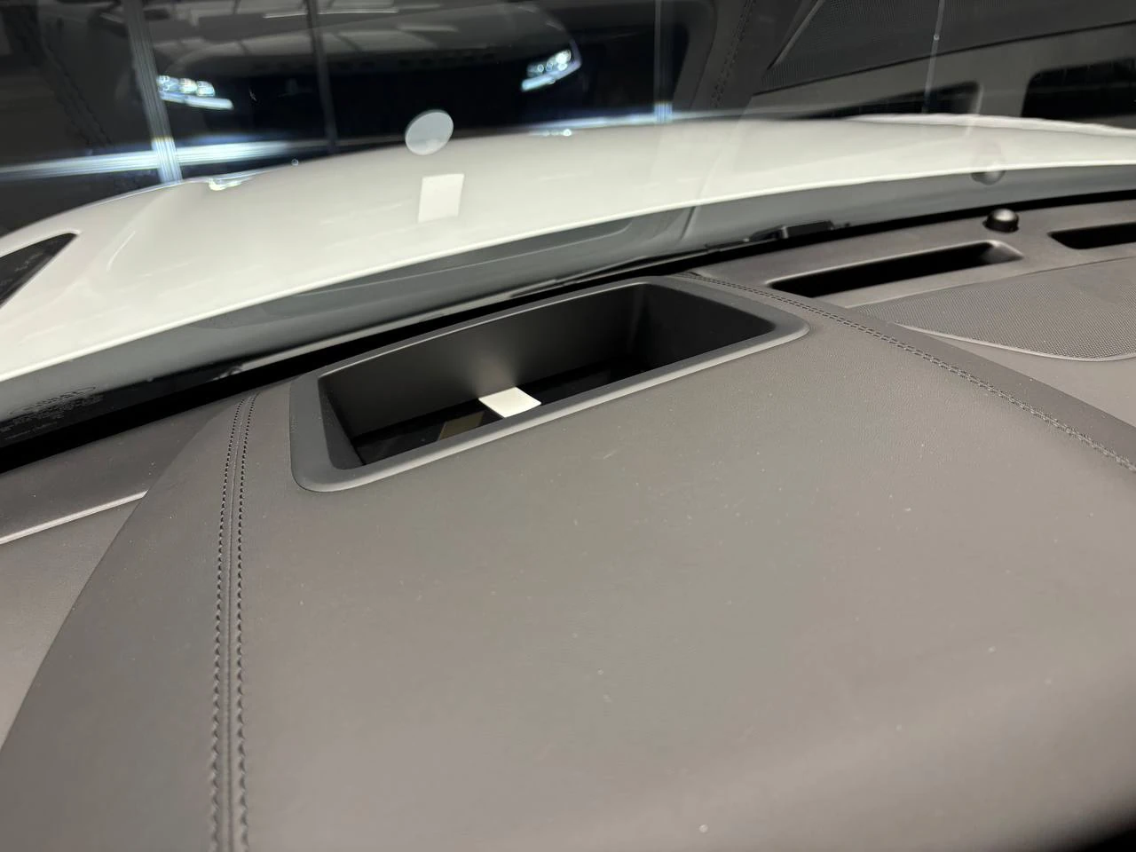 Land Rover Range Rover Velar, 2025г, полный привод, автомат