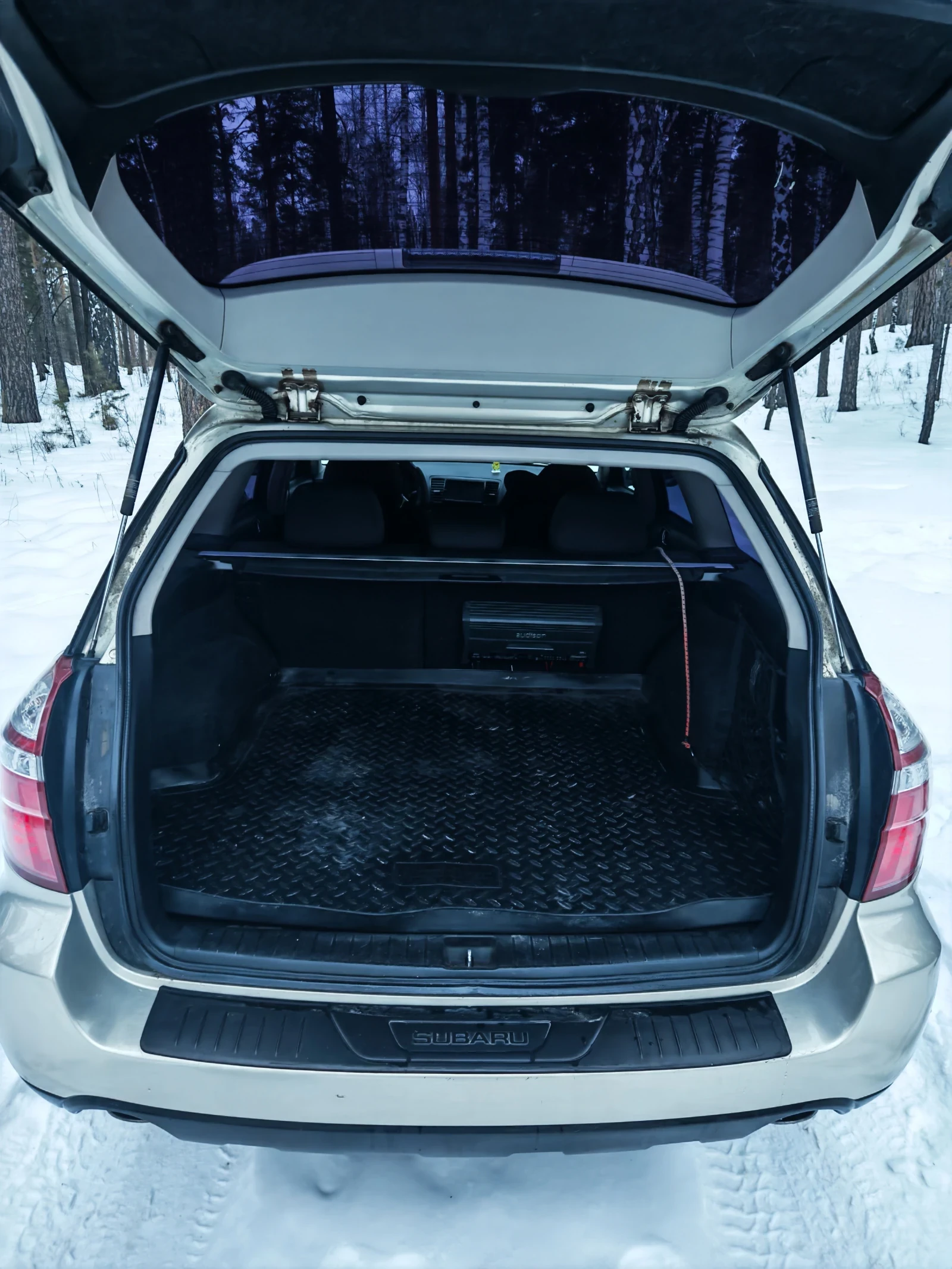 Subaru Outback, 2006г, полный привод, автомат