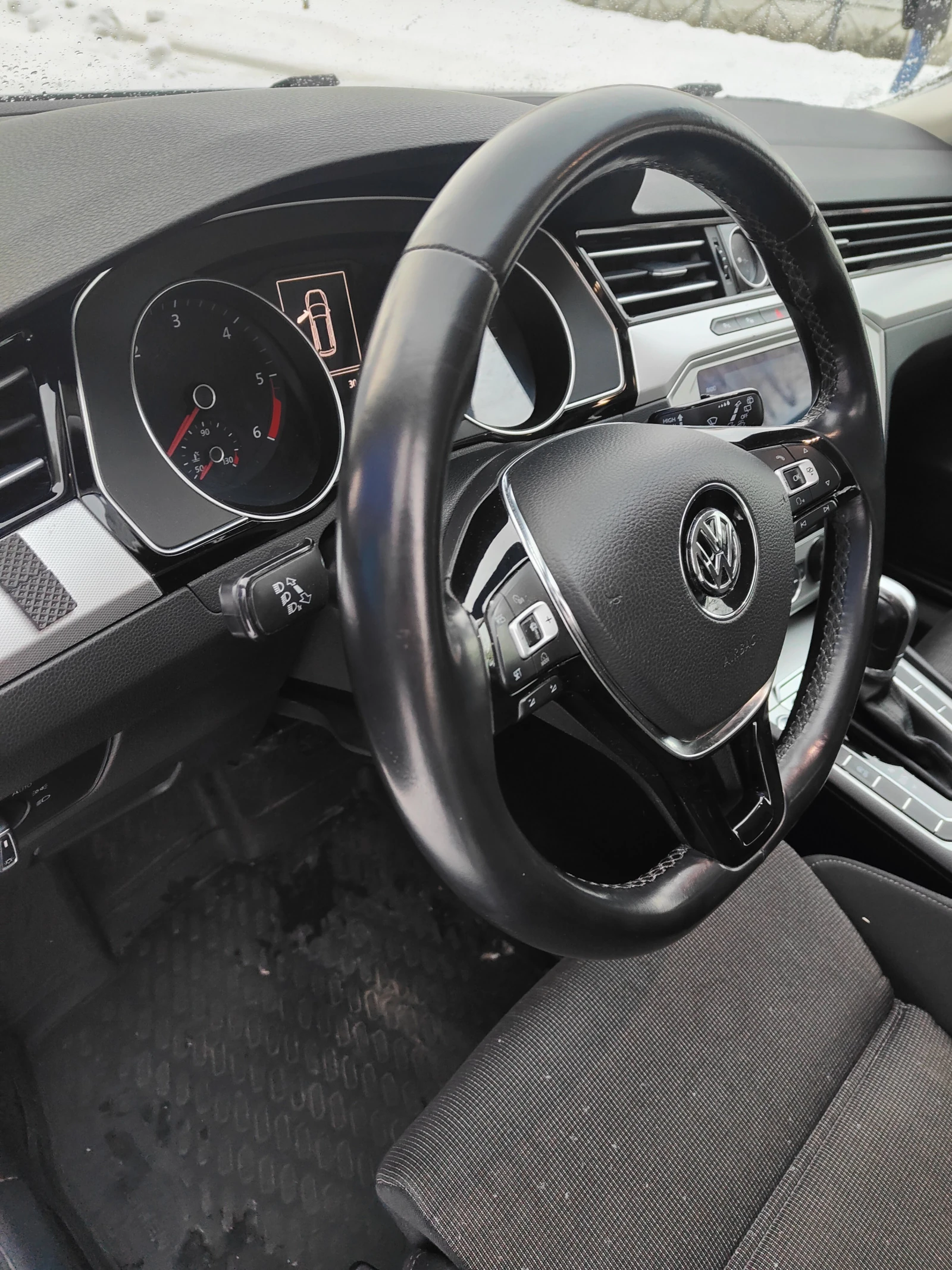 Volkswagen Passat, 2017г, передний привод, робот