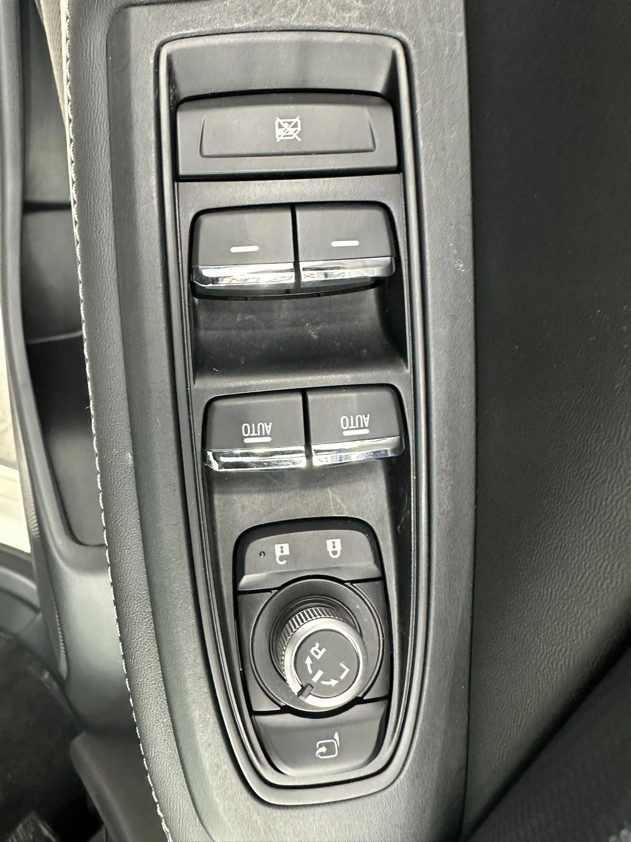 Subaru Forester, 2022г, полный привод, вариатор