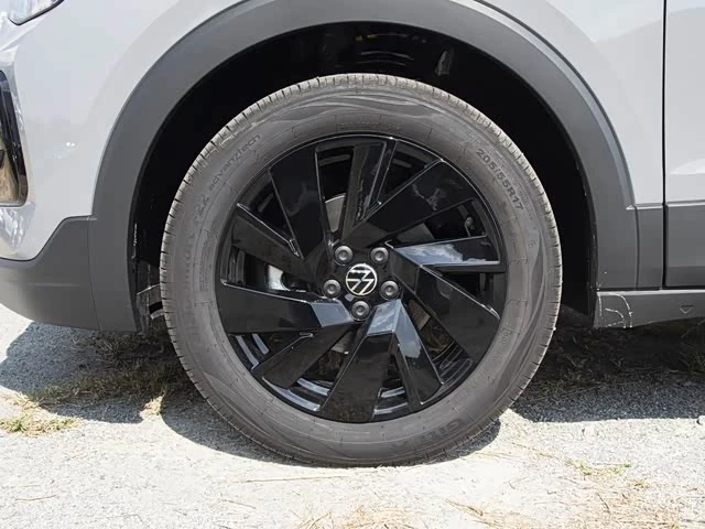 Volkswagen Tharu, 2025г, передний привод, робот