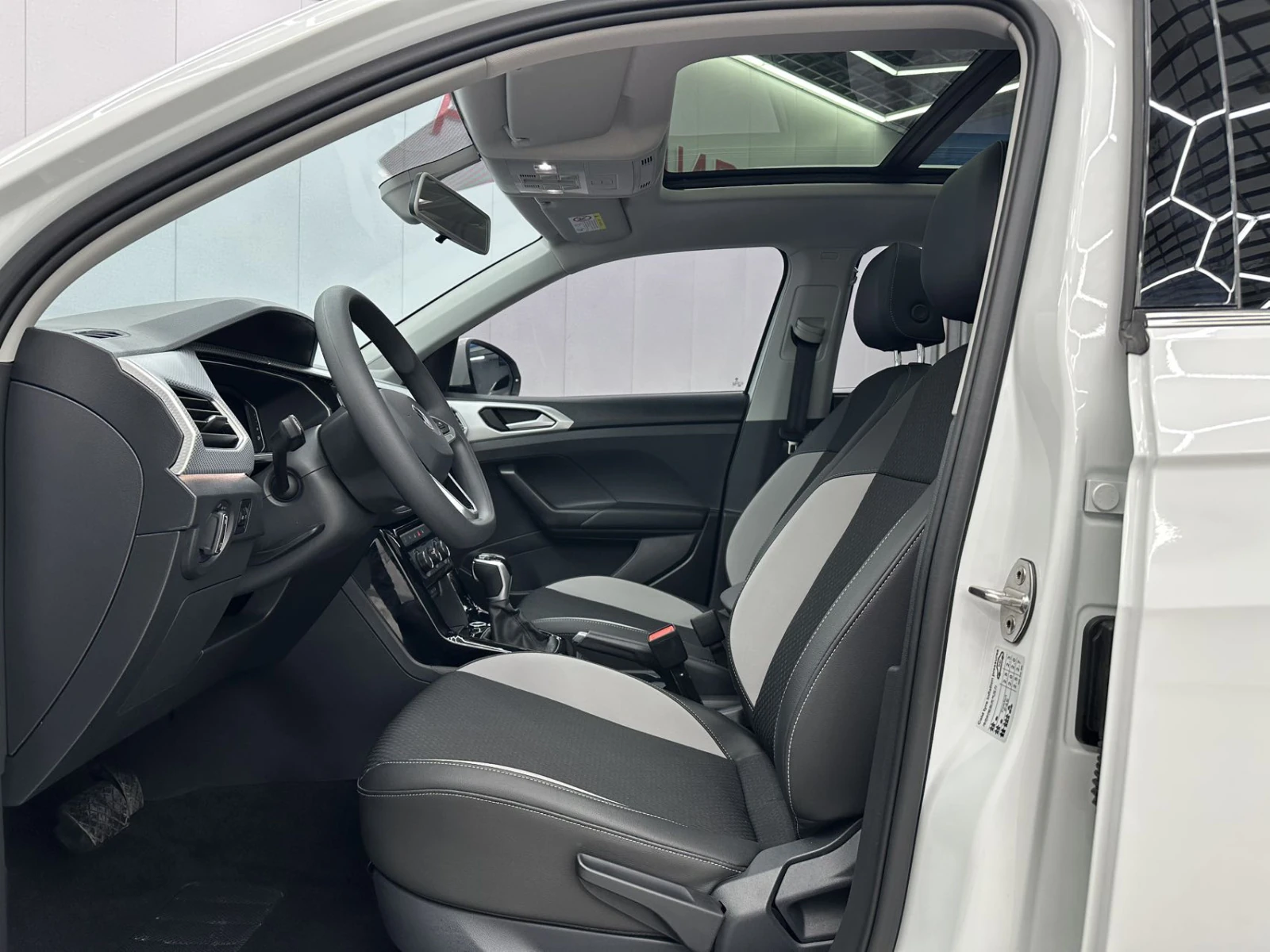 Volkswagen Tacqua, 2022г, передний привод, автомат