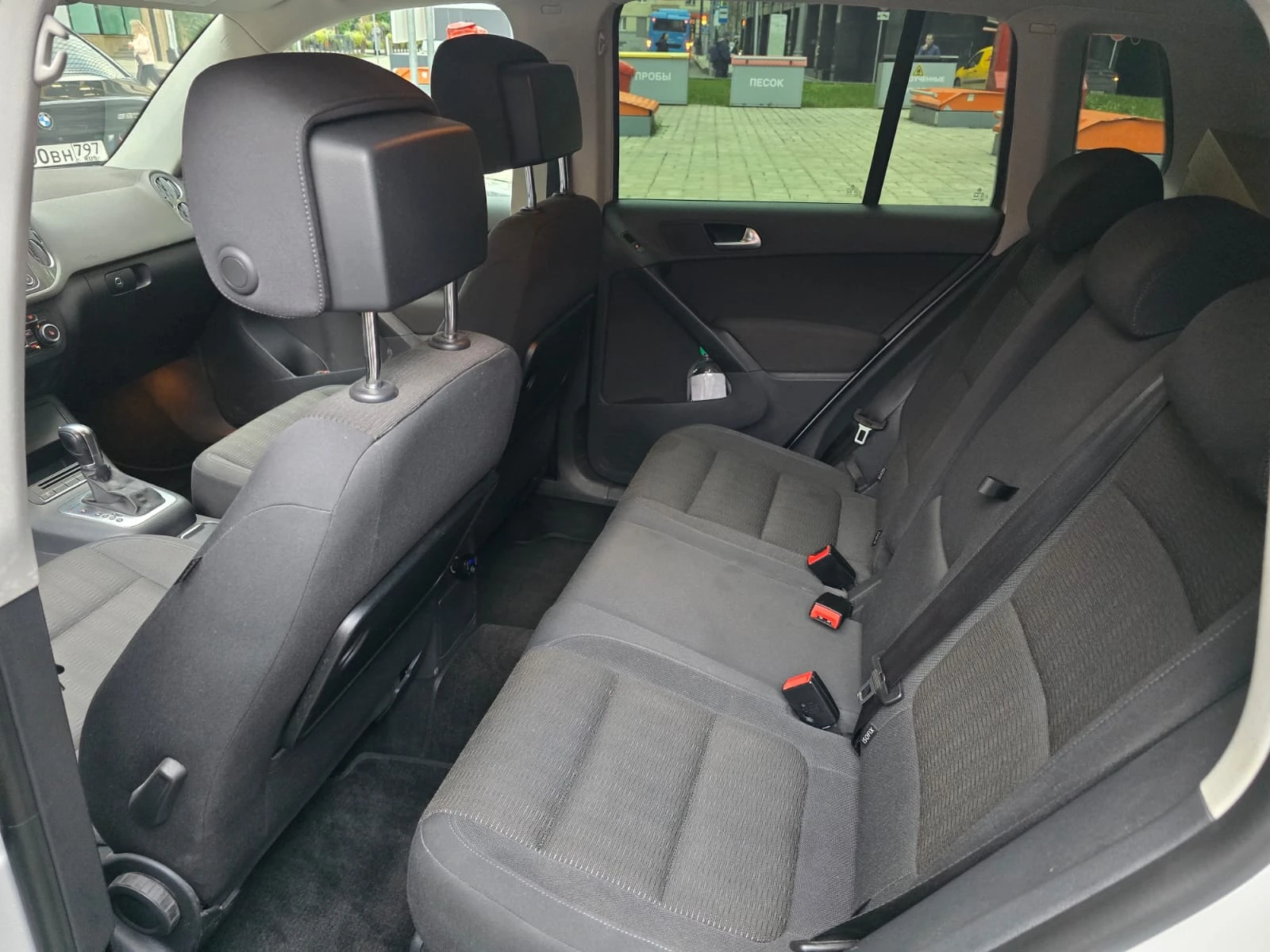 Volkswagen Tiguan, 2015г, полный привод, автомат