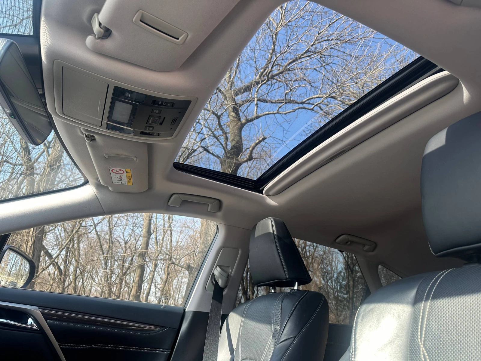 Lexus RX, 2018г, полный привод, автомат