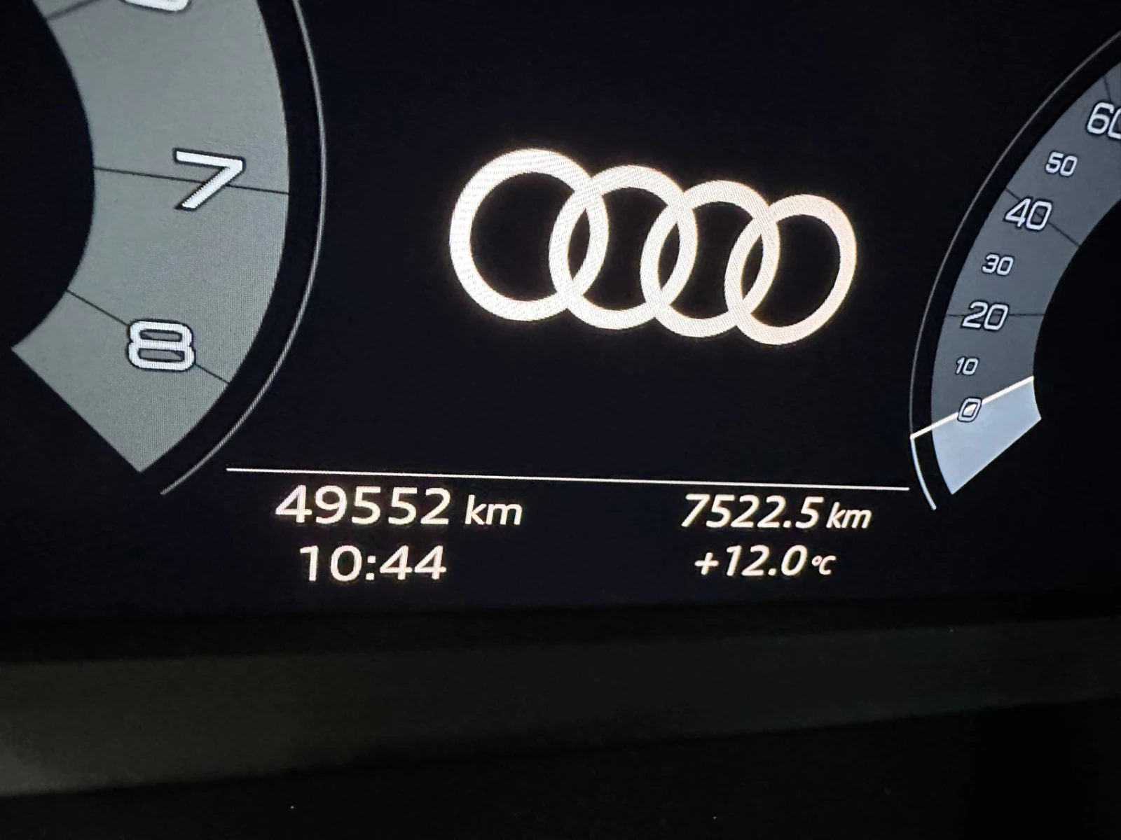 Audi A3, 2022г, передний привод, робот