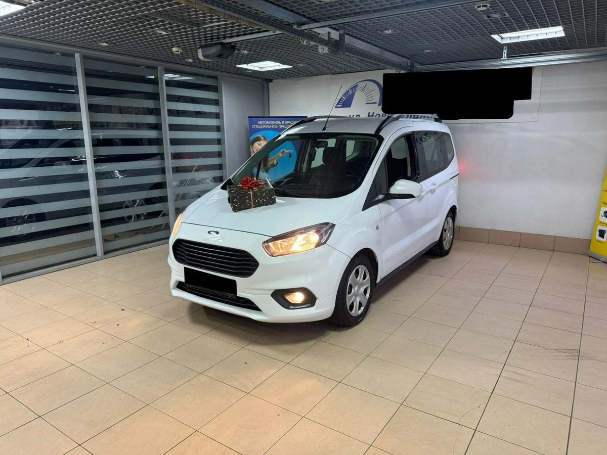 Ford Tourneo Courier, 2018г, передний привод, механика