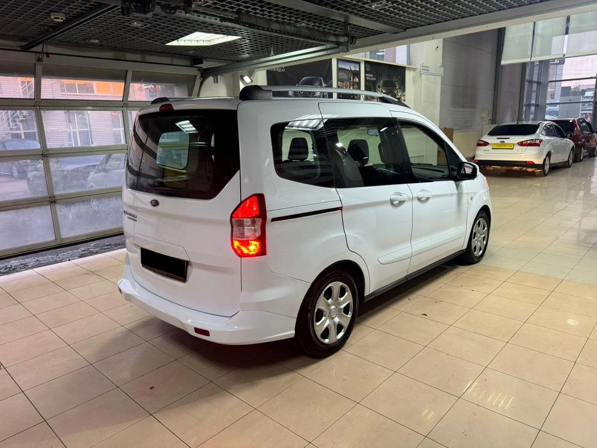 Ford Tourneo Courier, 2018г, передний привод, механика