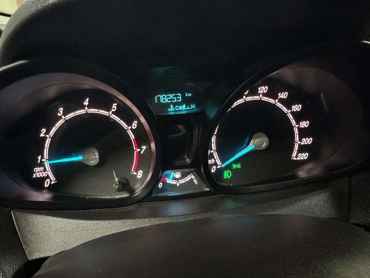 Ford Tourneo Courier, 2018г, передний привод, механика