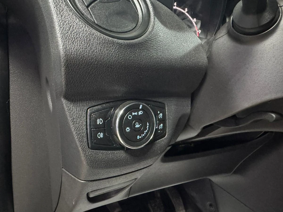 Ford Tourneo Courier, 2018г, передний привод, механика