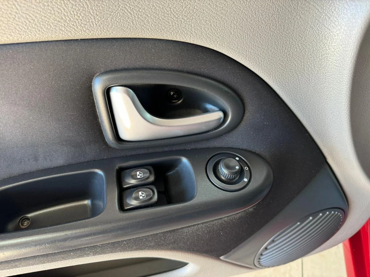 Renault Symbol, 2008г, передний привод, автомат