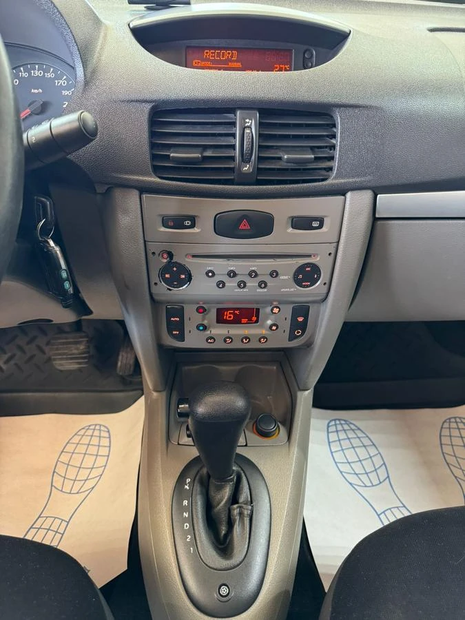 Renault Symbol, 2008г, передний привод, автомат