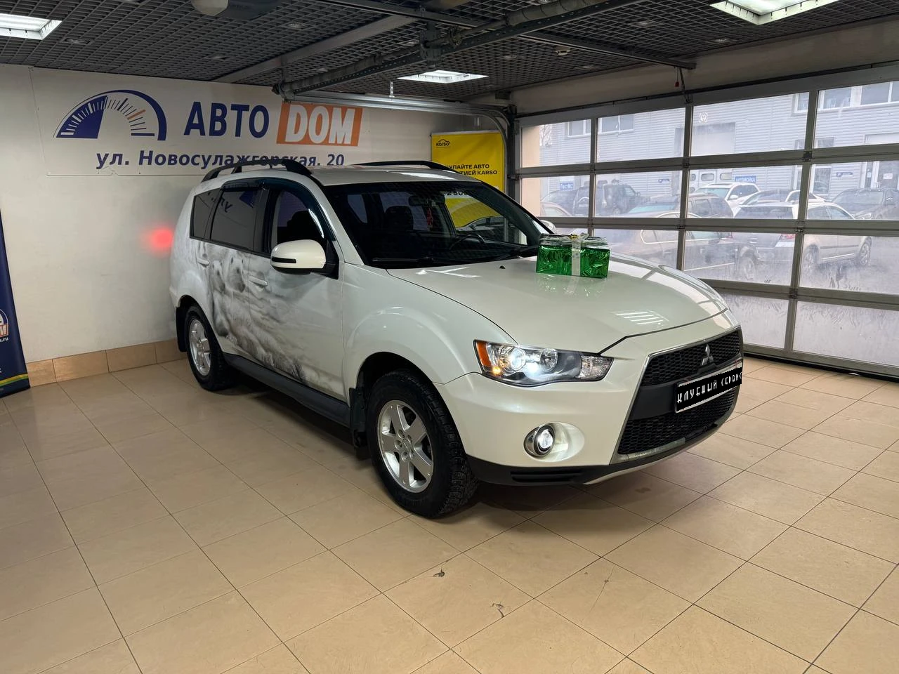 Mitsubishi Outlander, 2011г, полный привод, вариатор