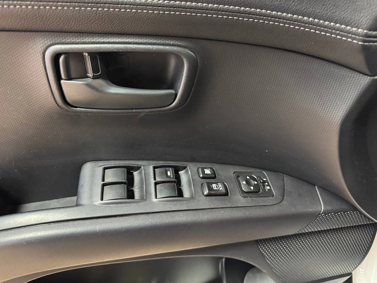 Mitsubishi Outlander, 2011г, полный привод, вариатор