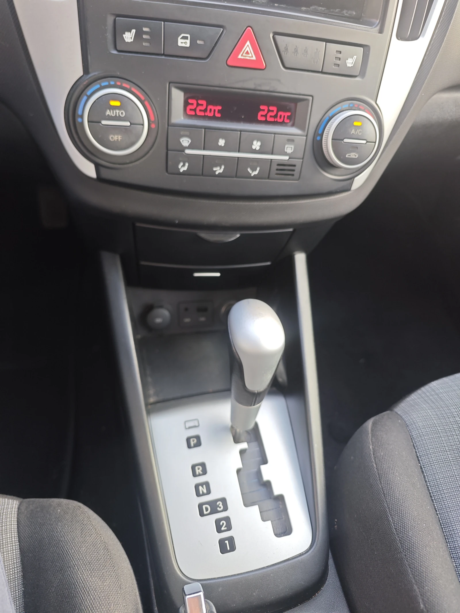 Kia Ceed, 2010г, передний привод, автомат