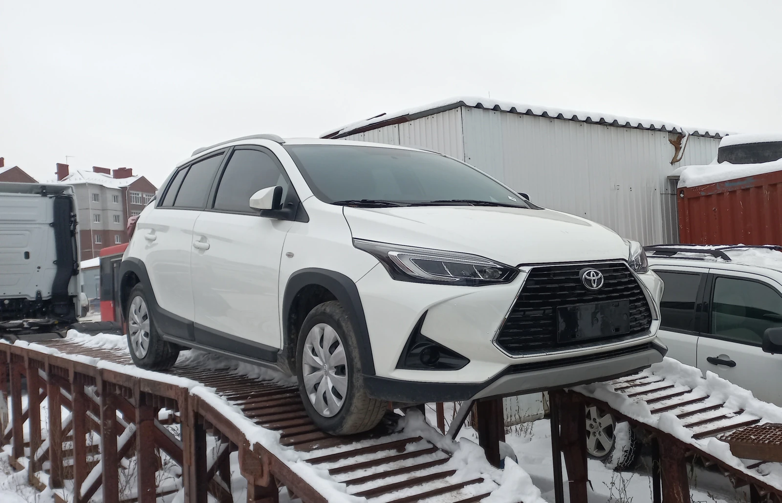 Toyota Yaris, 2021г, передний привод, вариатор