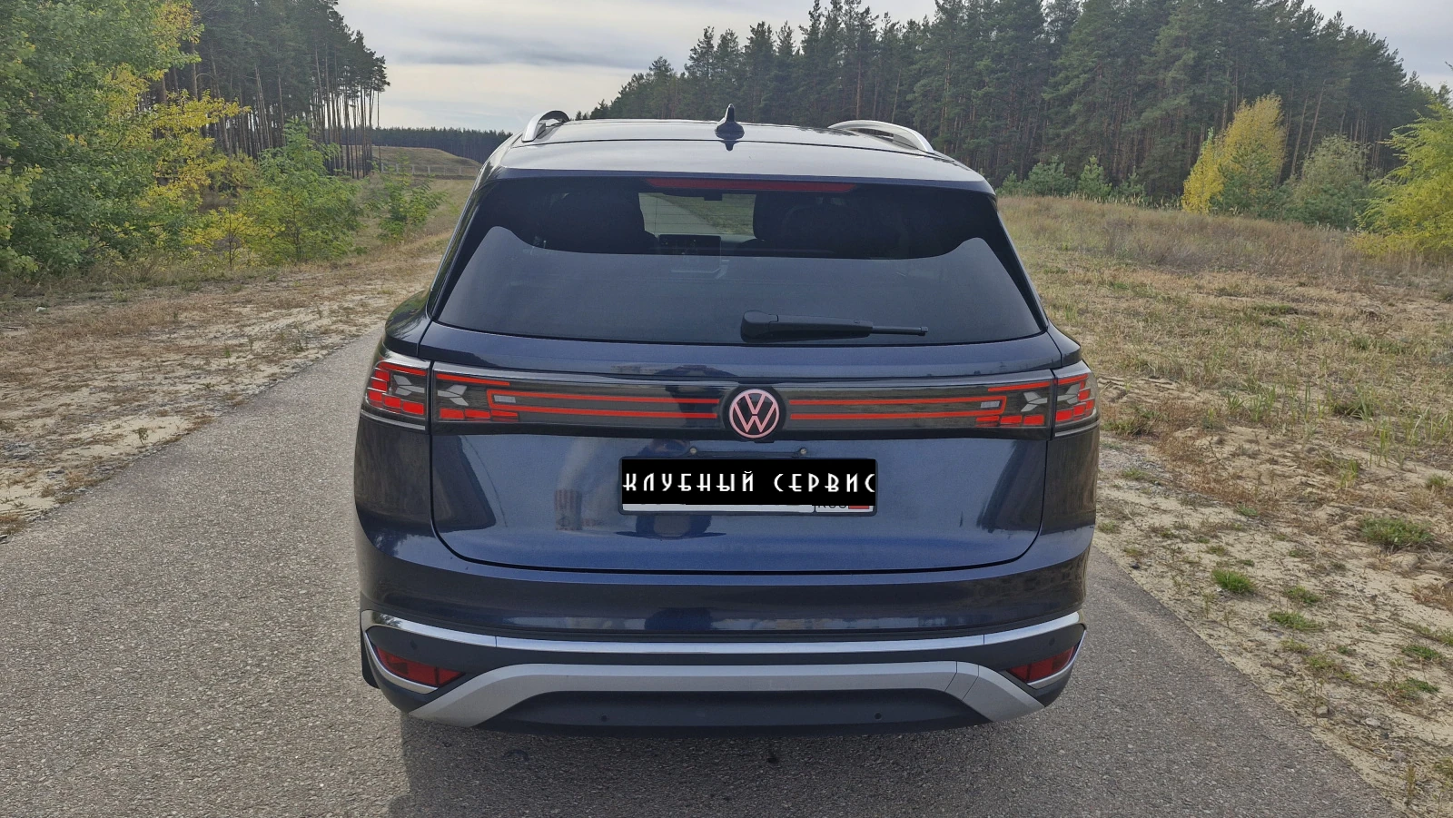Volkswagen ID.6, 2022г, задний привод, автомат
