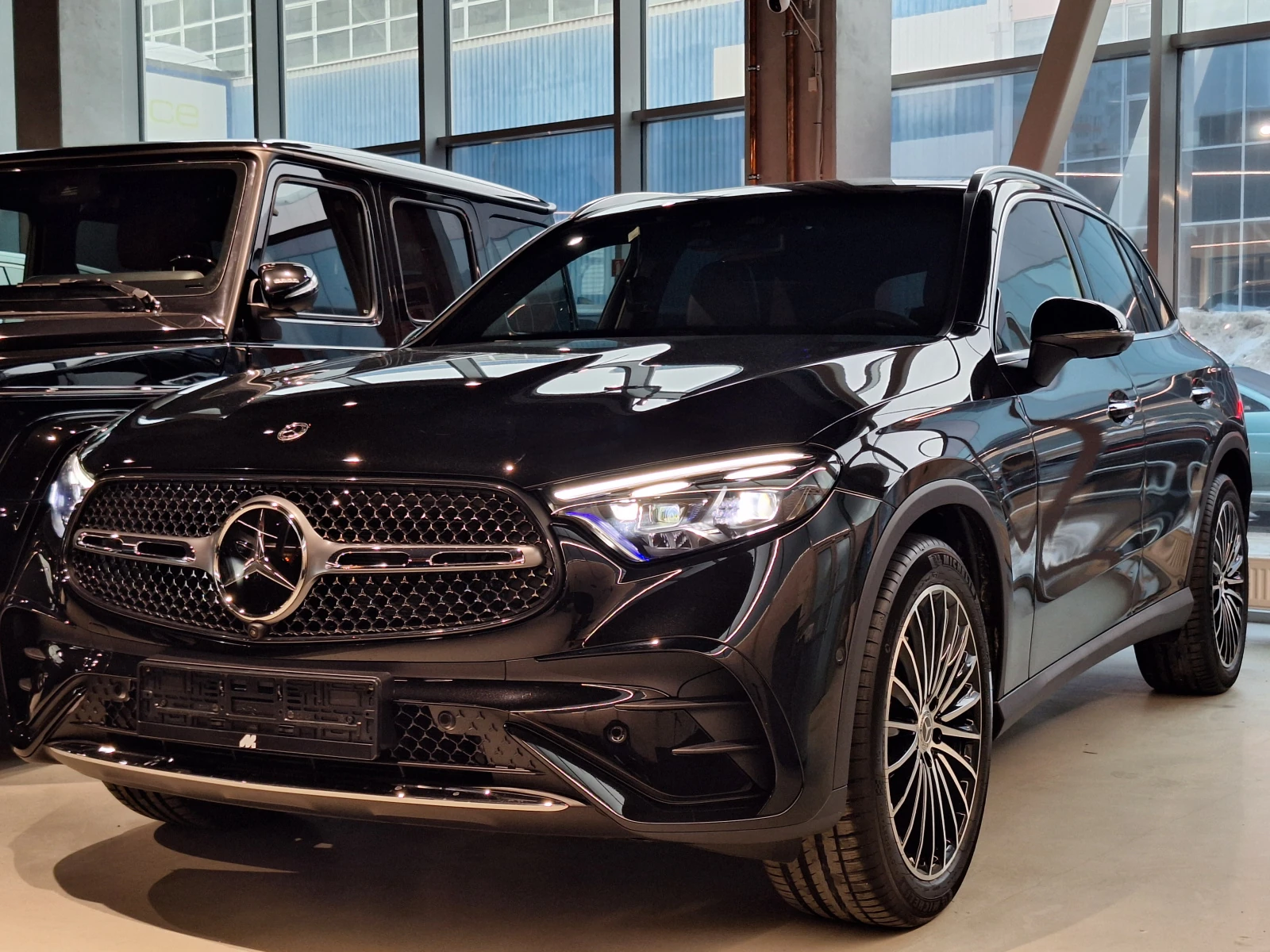Mercedes-Benz GLC, 2025г., полный привод, автомат