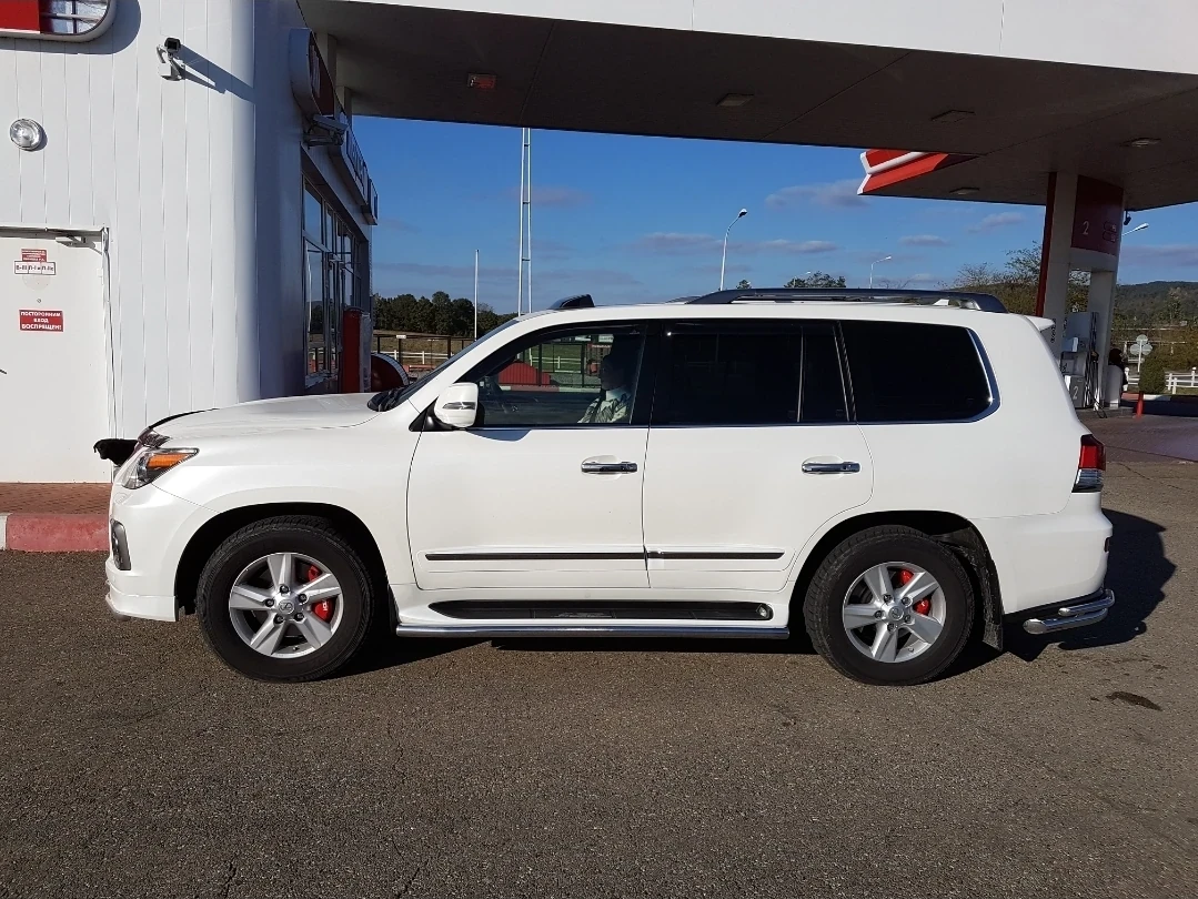 Lexus LX, 2013г, полный привод, автомат