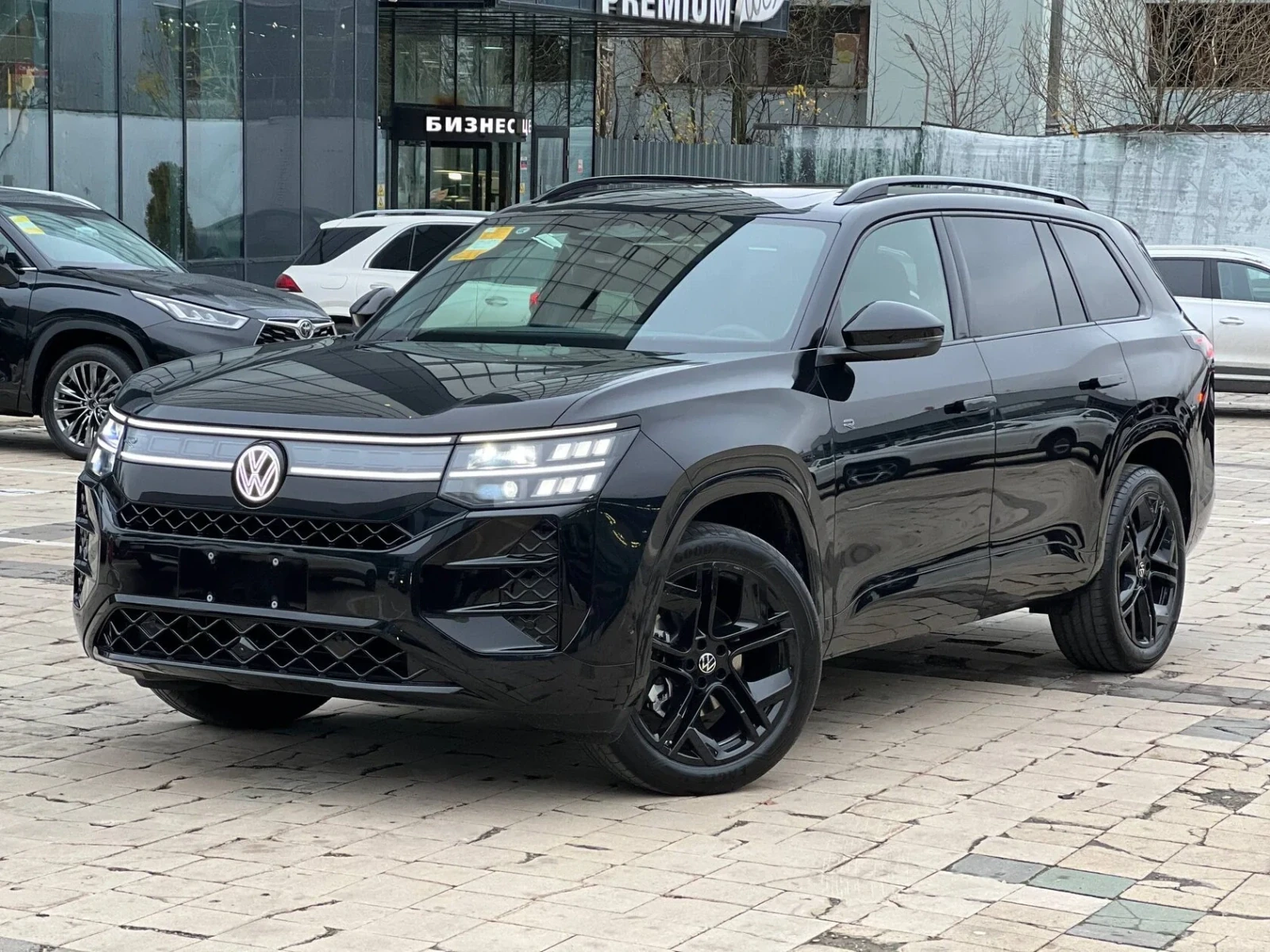 Volkswagen Teramont, 2025г, полный привод, робот