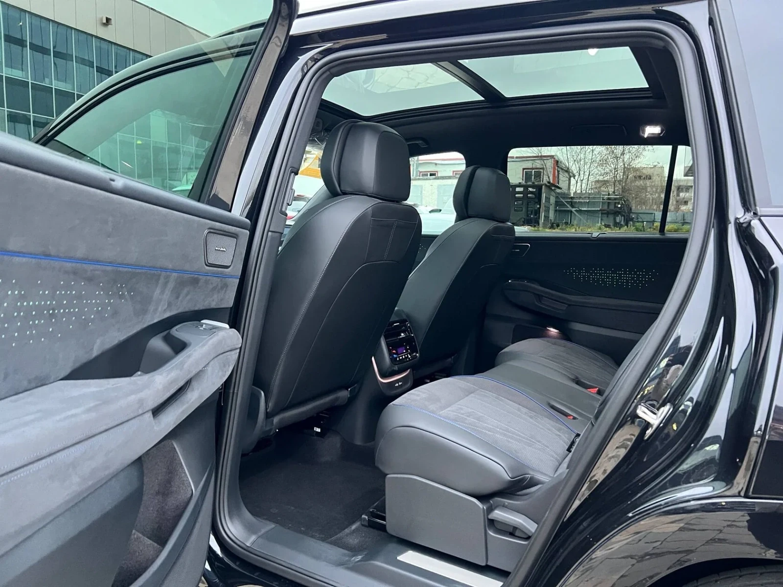 Volkswagen Teramont, 2025г, полный привод, робот