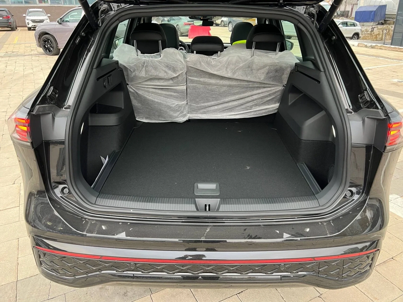 Volkswagen Tiguan, 2025г, полный привод, робот