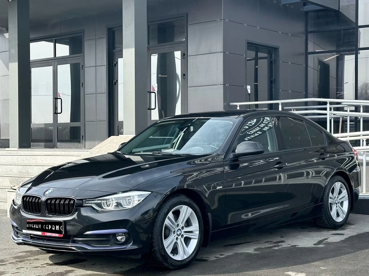 BMW 3 серии, 2018г, задний привод, автомат