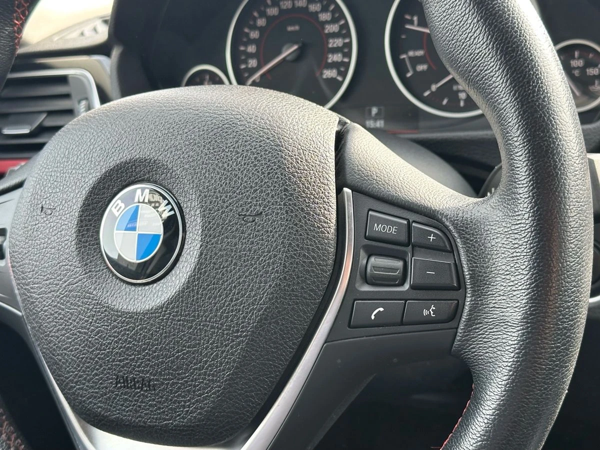 BMW 3 серии, 2018г, задний привод, автомат