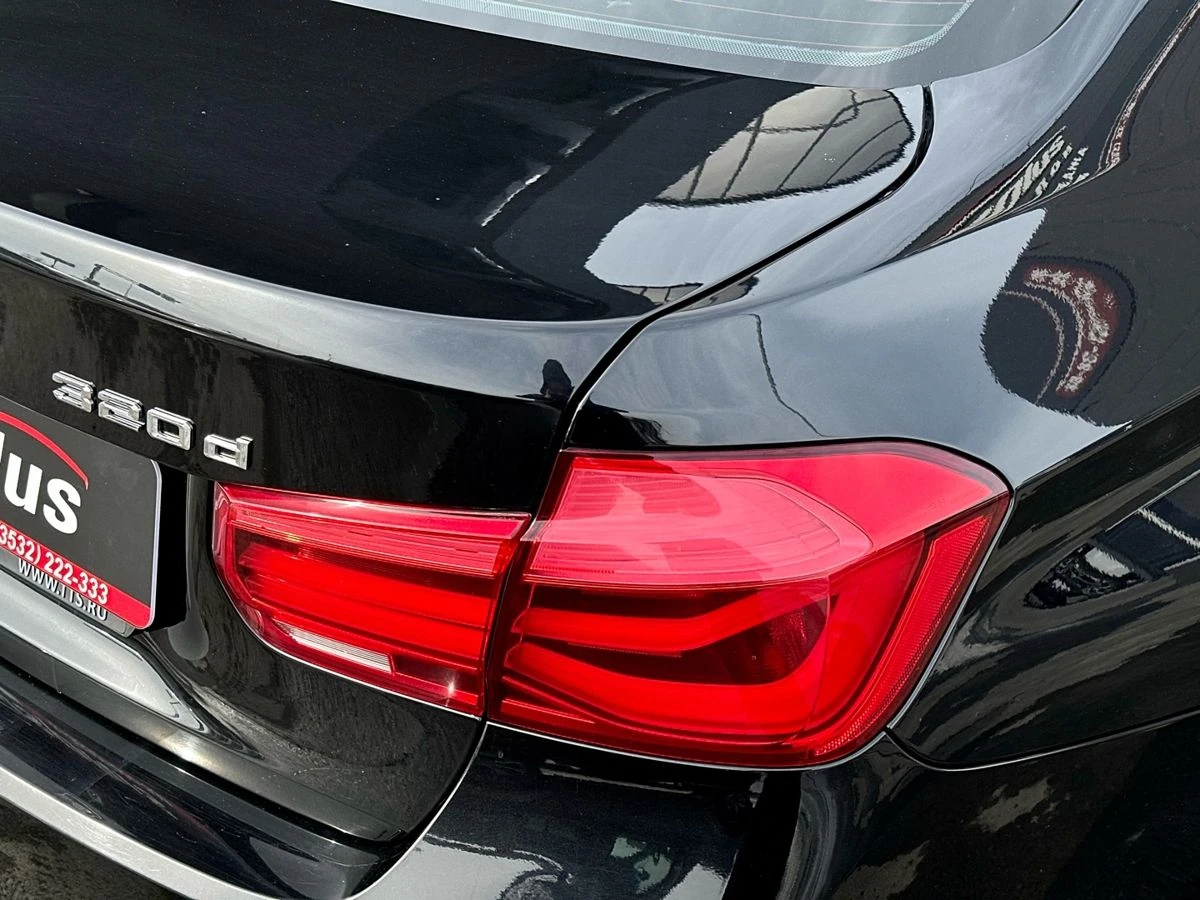 BMW 3 серии, 2018г, задний привод, автомат