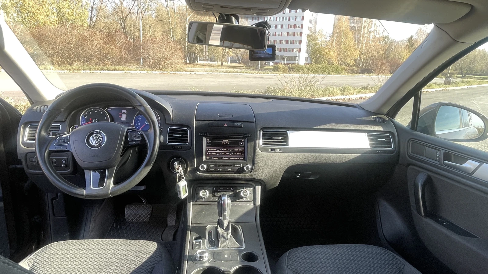 Volkswagen Touareg, 2012г, полный привод, автомат