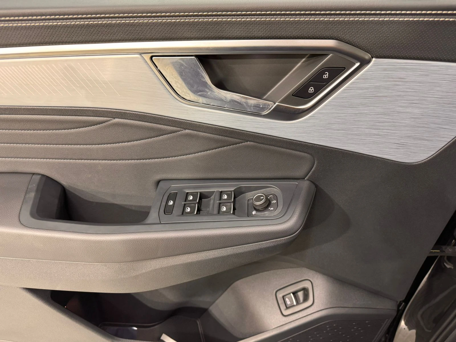 Volkswagen Talagon, 2025г, полный привод, робот