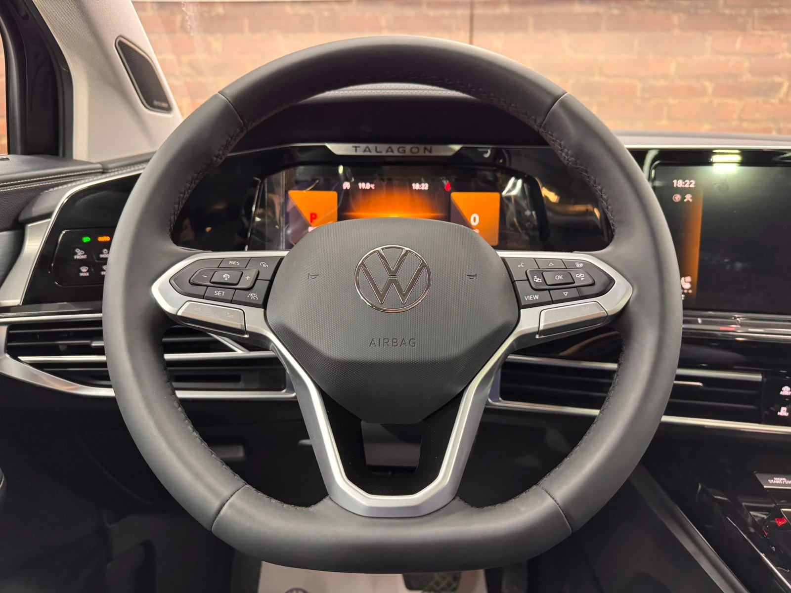 Volkswagen Talagon, 2025г, полный привод, робот