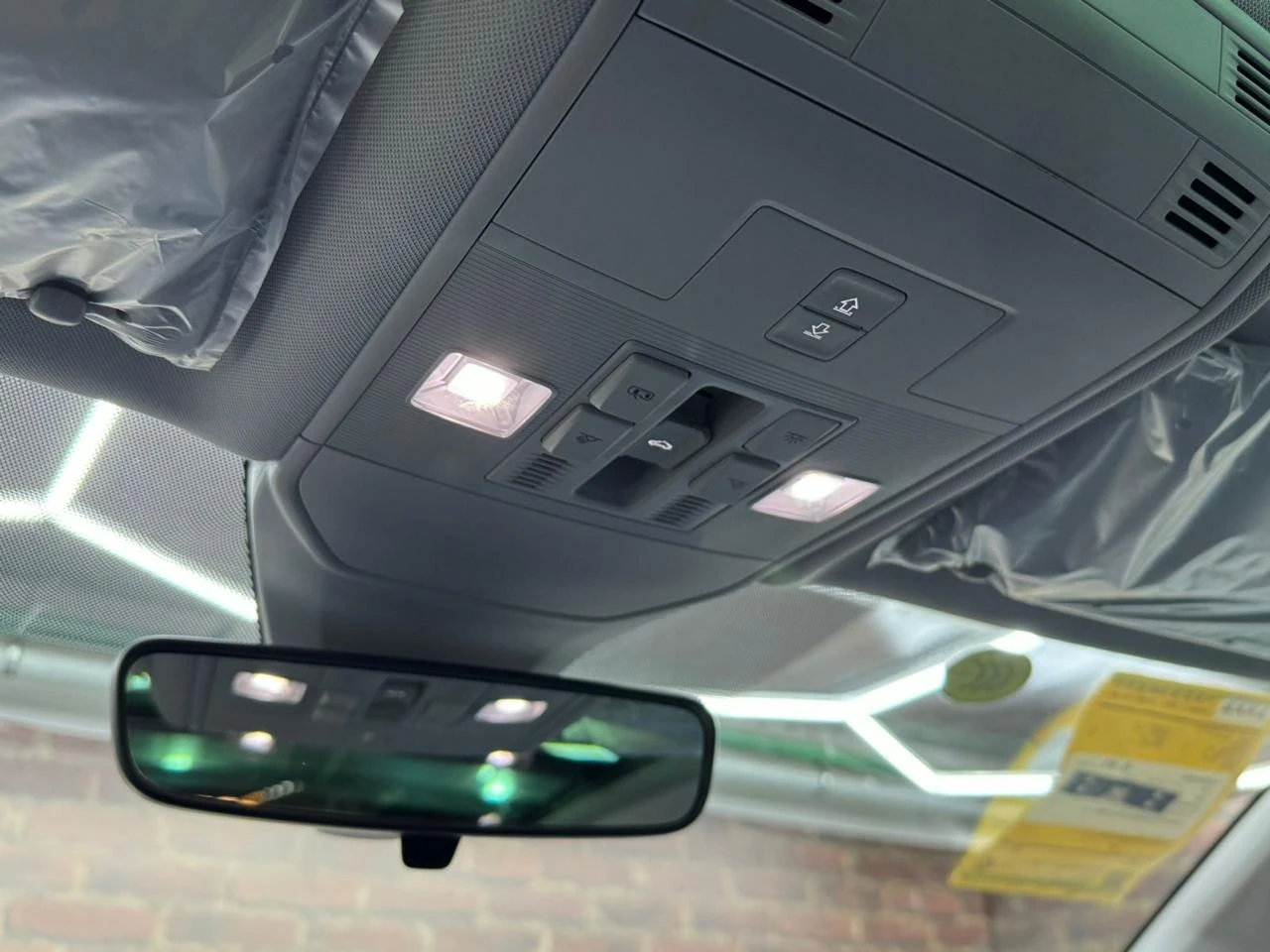 Volkswagen Tharu XR, 2025г, передний привод, автомат