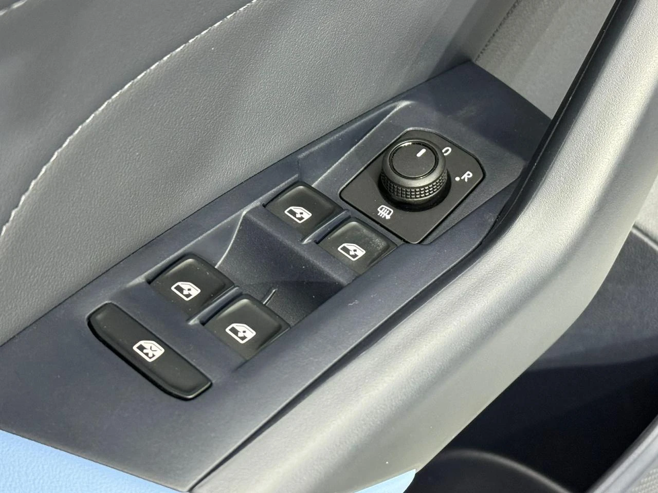 Volkswagen Tharu XR, 2025г, передний привод, автомат