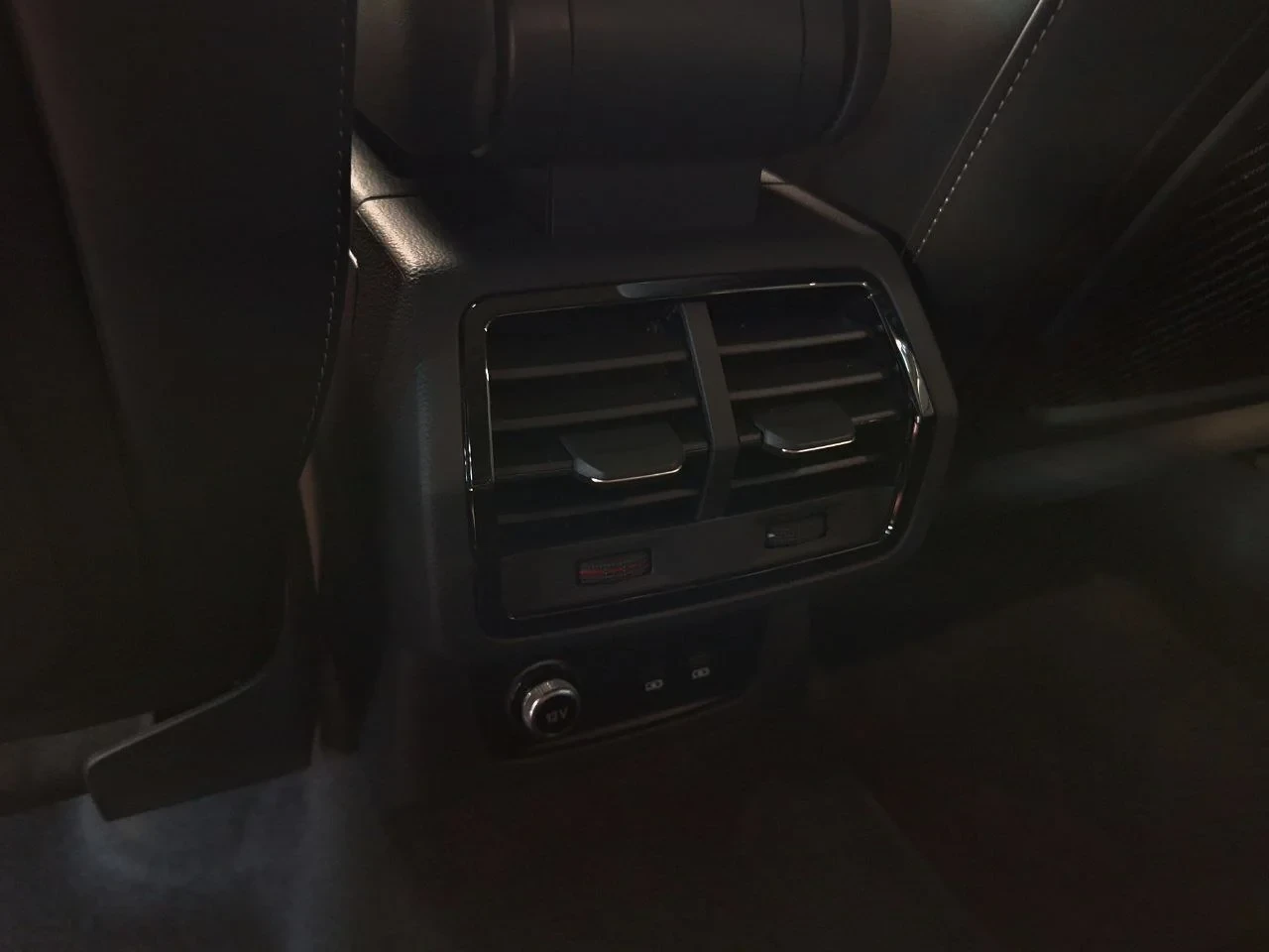 Audi Q3, 2025г, передний привод, робот