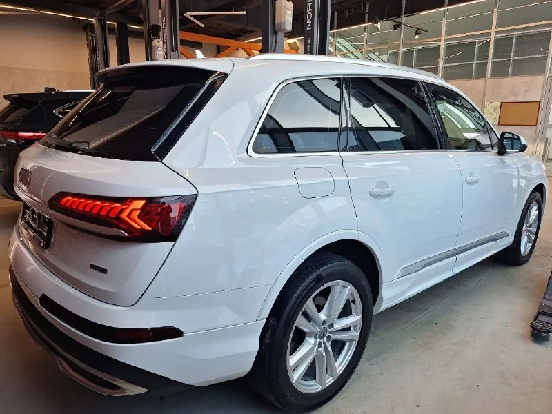 Audi Q7, 2019г, полный привод, автомат