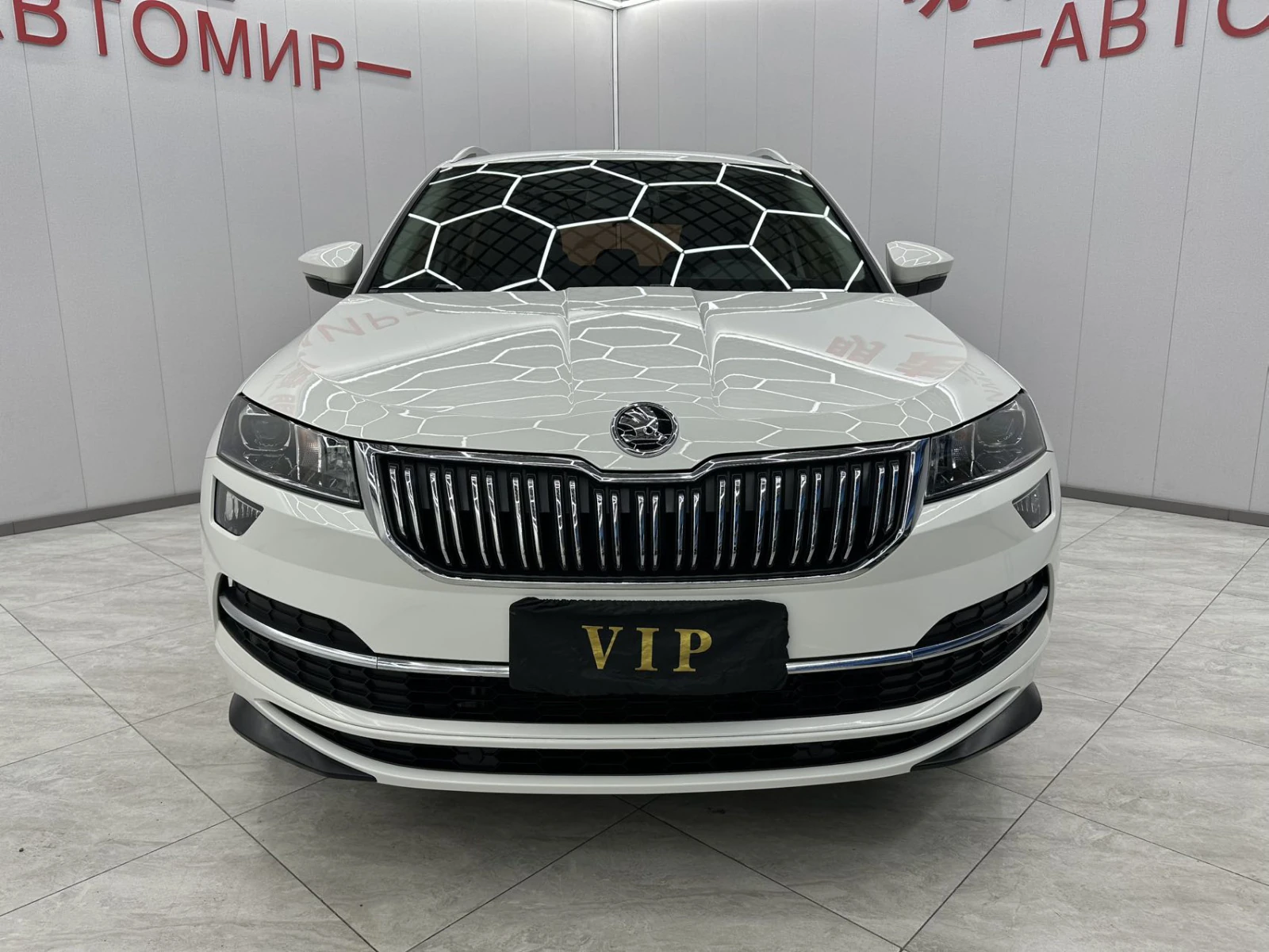 Skoda Karoq, 2021г., передний привод, автомат