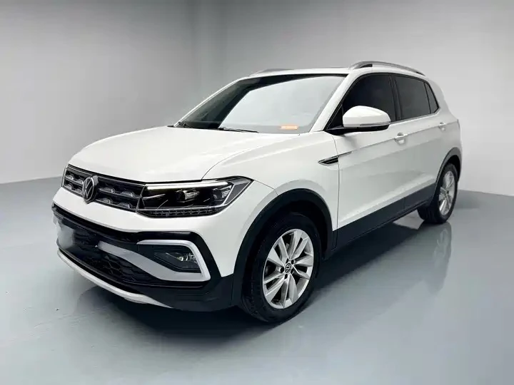 Volkswagen T-Cross, 2021г, передний привод, автомат