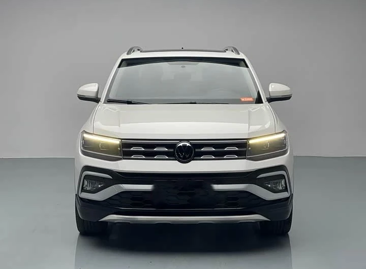 Volkswagen T-Cross, 2021г, передний привод, автомат