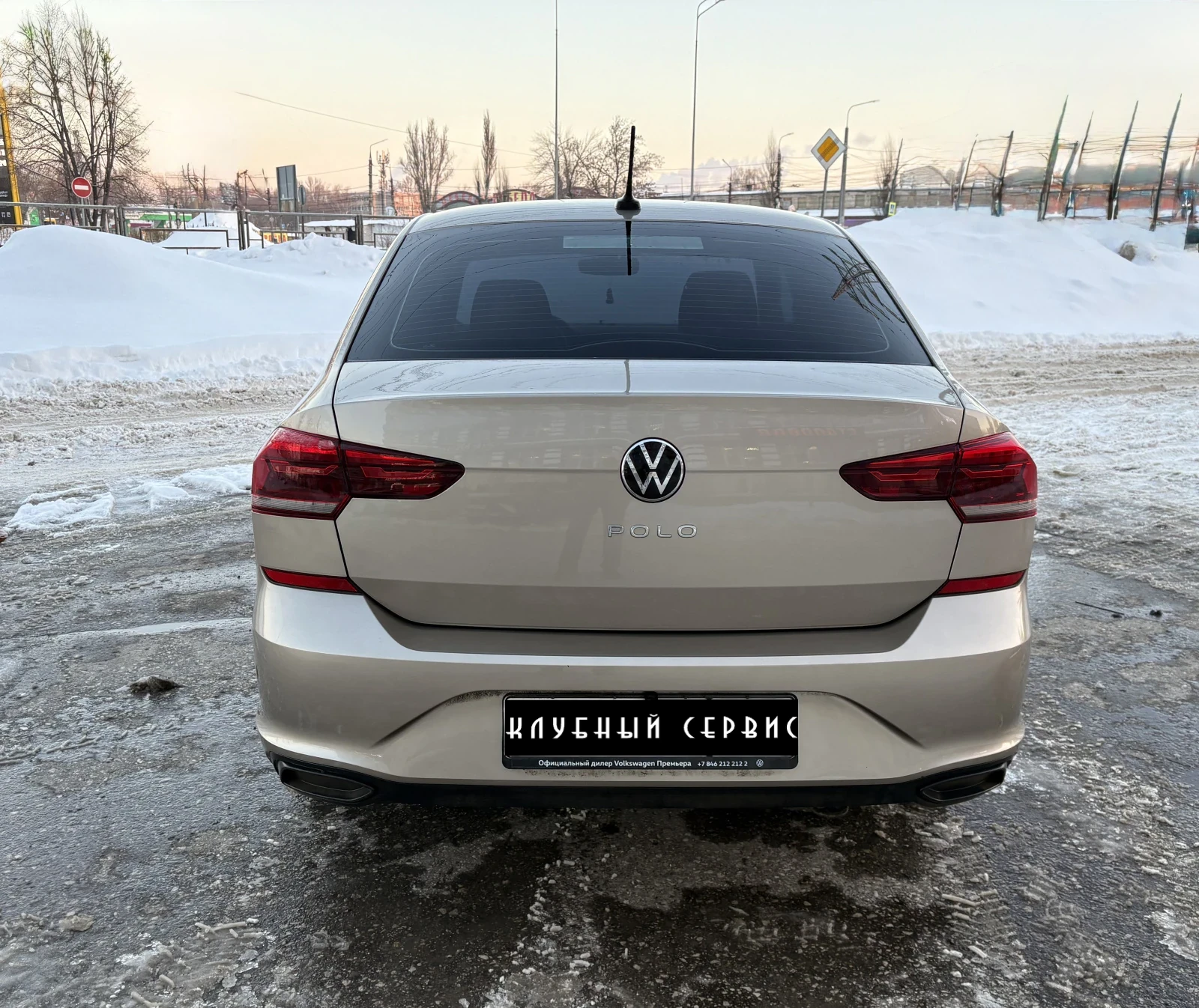 Volkswagen Polo, 2022г, передний привод, автомат