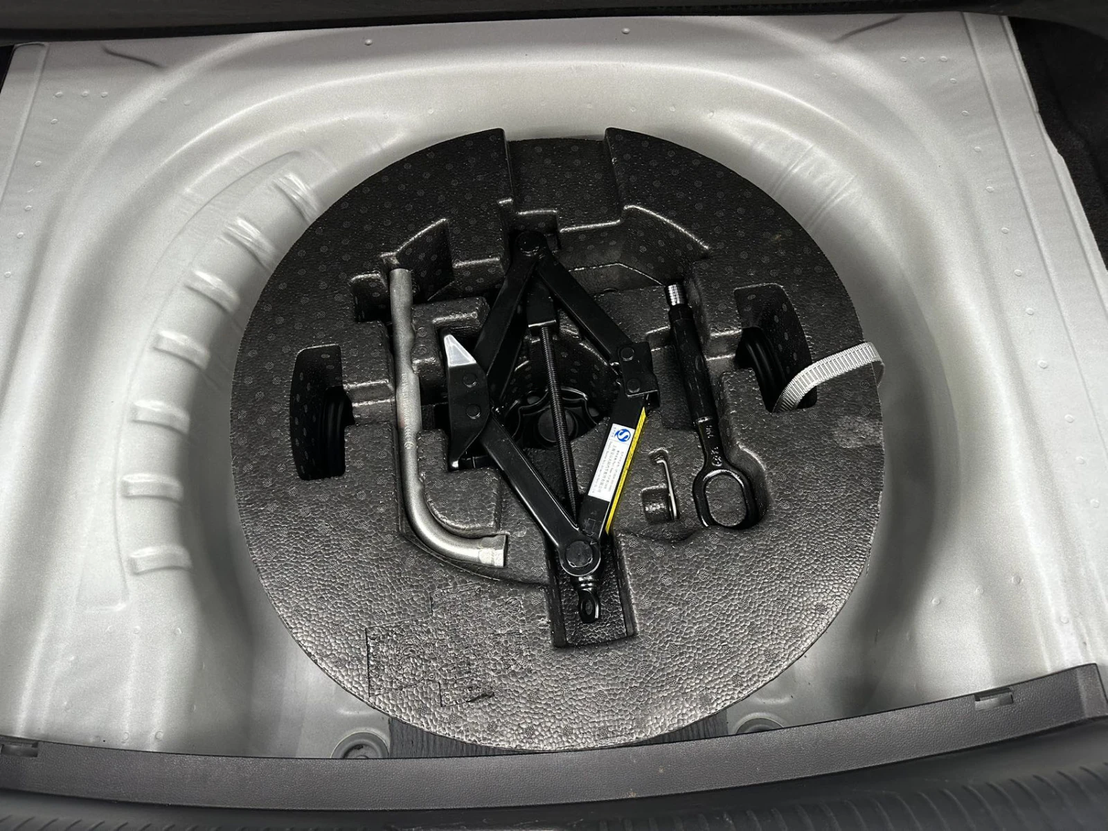 Volkswagen Bora, 2022г, передний привод, робот