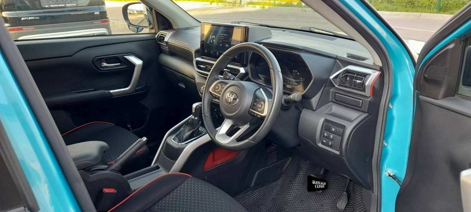 Toyota Raize, 2020г, передний привод, вариатор