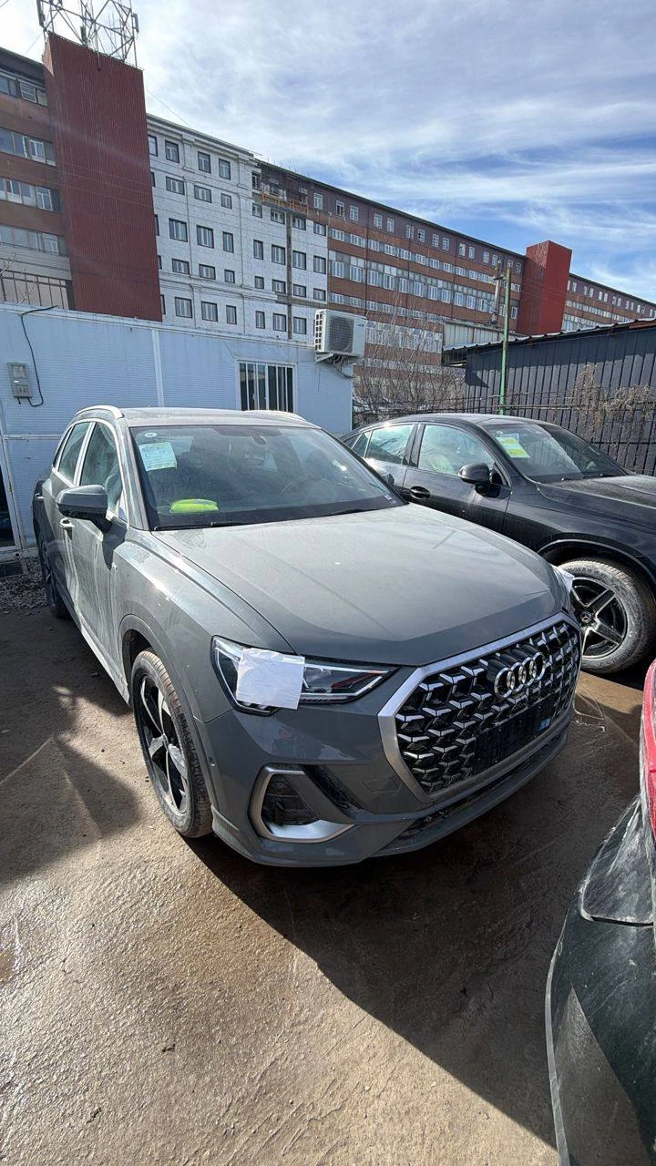 Audi Q3, 2025г, передний привод, робот