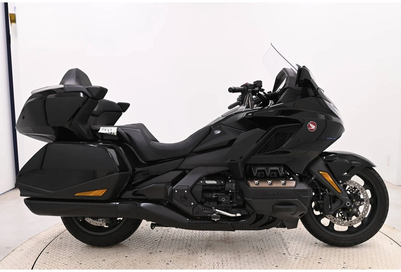 Honda GL 1800 Gold Wing, 2023г, Кардан привод, Роботизированная с двумя сцеплениями