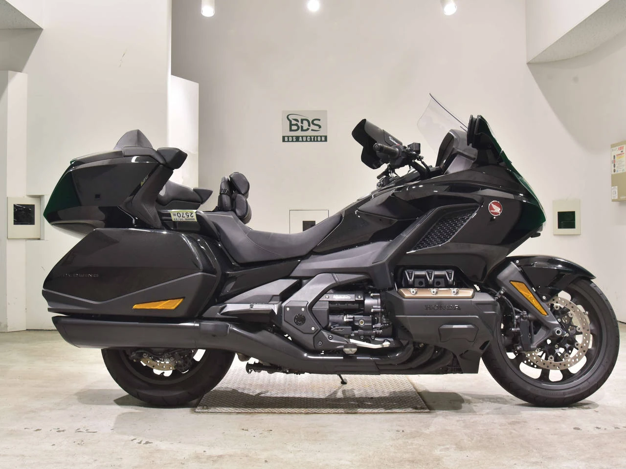 Honda GL 1800 Gold Wing, 2023г, Кардан привод, Роботизированная с двумя сцеплениями