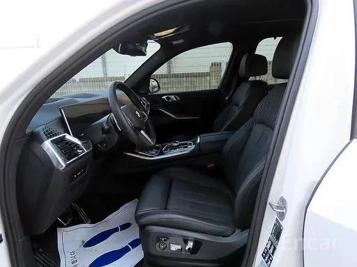 BMW X5, 2025г, полный привод, автомат