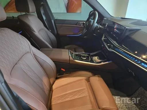 BMW X5, 2025г, полный привод, автомат