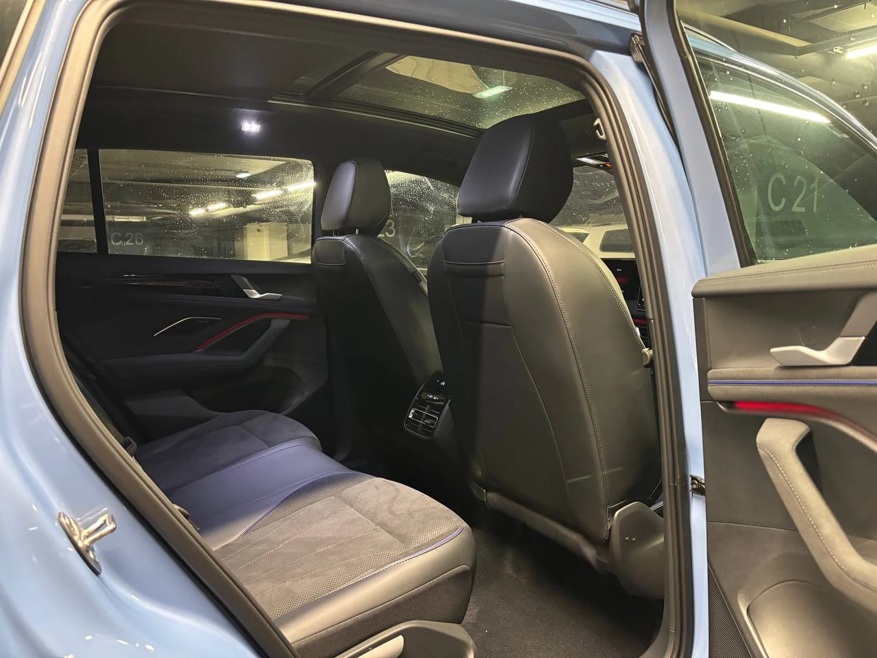 Volkswagen Tiguan, 2024г, полный привод, робот