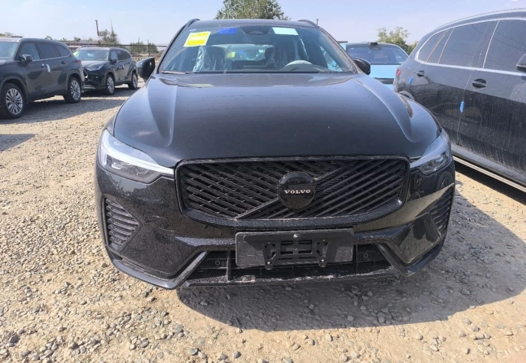 Volvo XC60, 2025г, полный привод, автомат