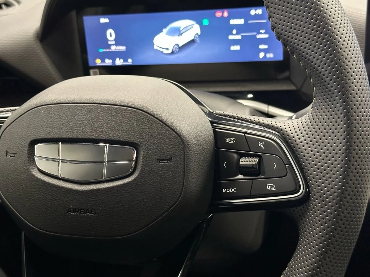 Geely Coolray, 2025г, передний привод, робот
