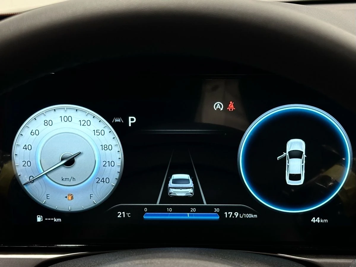 Hyundai Lafesta, 2025г, передний привод, робот